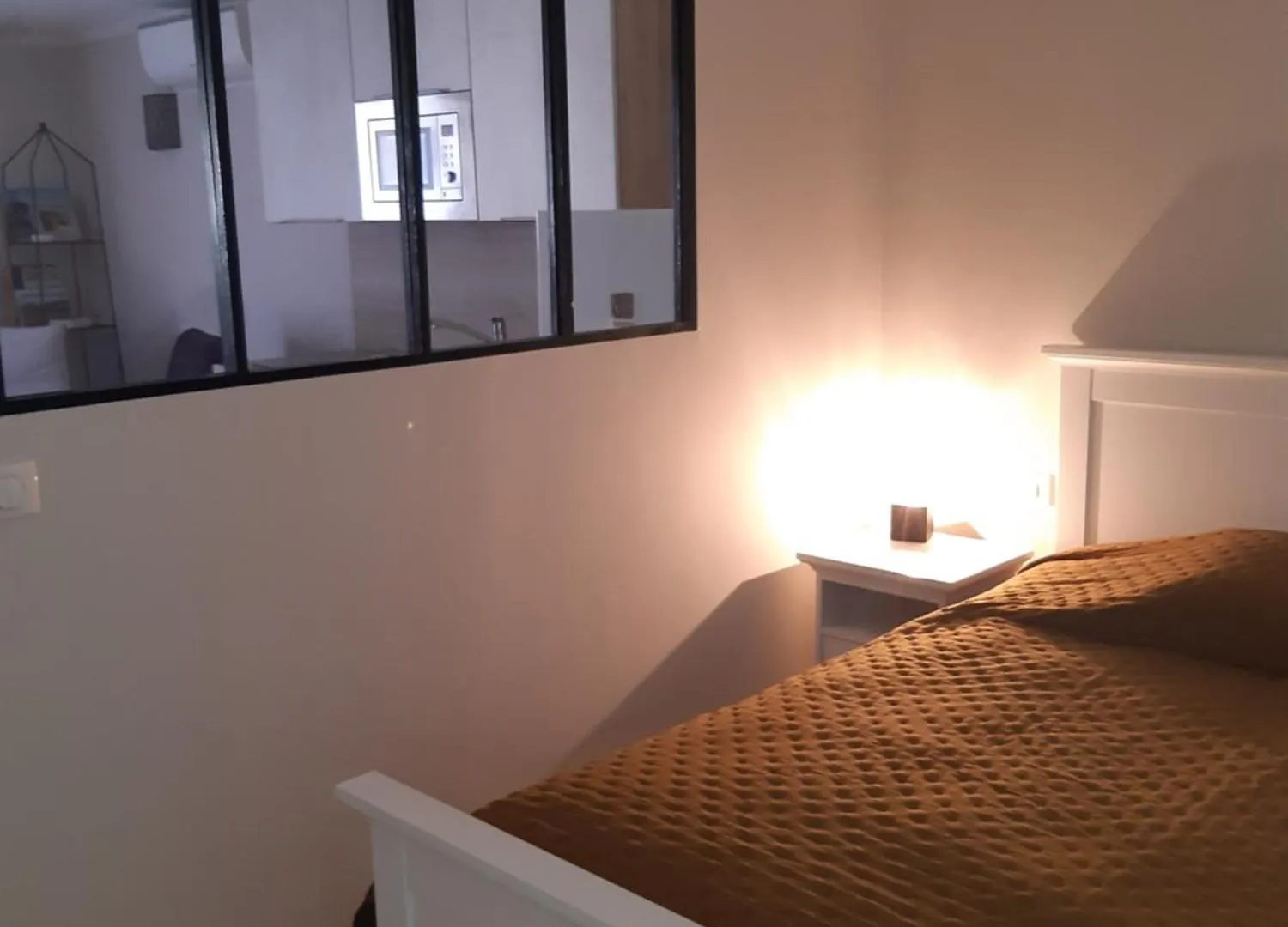 Le Gite D'Eglantine Eyguieres Apartment