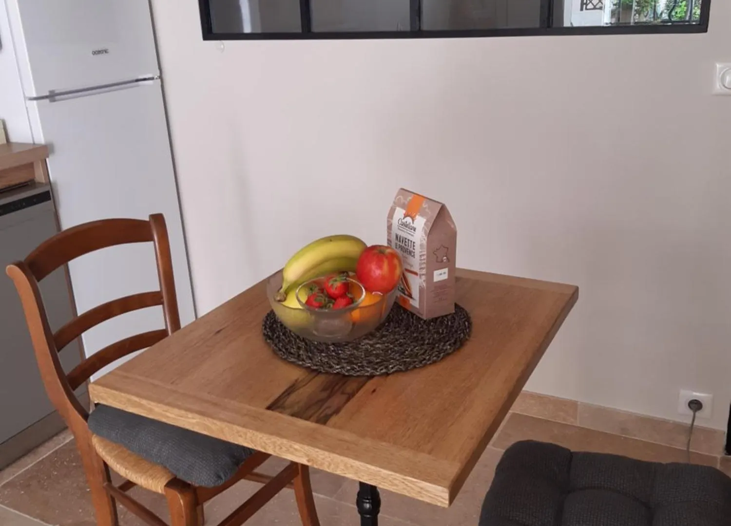 Apartment Le Gite D'Eglantine Eyguieres